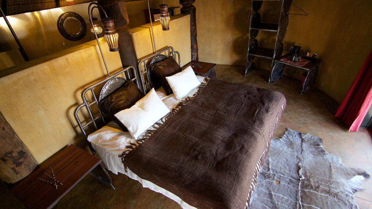 Ongula Village Homestead Lodge Omupumba Rum bild
